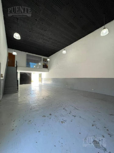 Imagen 3 de 17 de Galpon A La Venta Con Renta Sobre Avenida Dreyer Al 4500