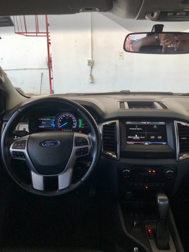Imagem 9 de 10 de Ford Ranger Xlt 3.2 17/17
