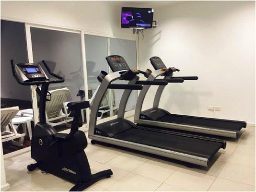 Apartamento En Venta De 3 Dormitorios En Peninsula