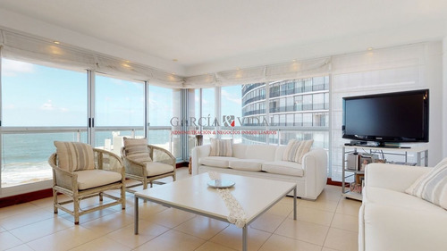 Imagen 1 de 11 de Venta De Apartamento 2 Dormitorios En Península