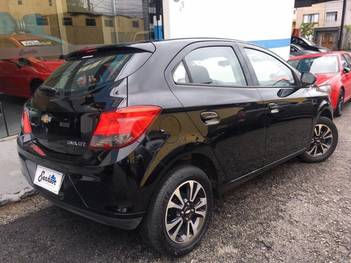 Chevrolet Onix Ltz 1.4 Manual Preta - 2014