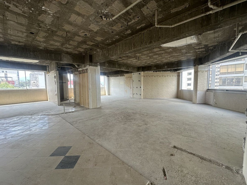 Departamento En Venta Para Remodelar En Bosques Cumbres Reforma (m2d3213)