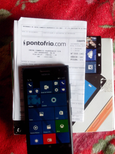 Smartphone Nokia Lumia 720 Windows 8, Dual Core Semi Novo