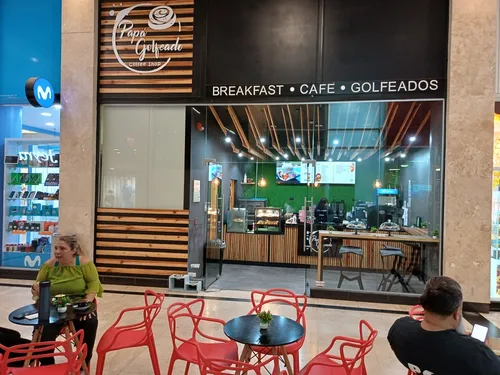 Café En C. C. Cerro Verde, 33m2