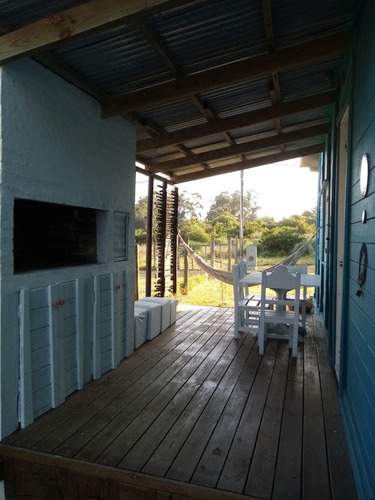 Imagen 3 de 13 de Hermosa Y Cómoda Casa Preparada Para El Descanso. Libre A Partir Del 18 De Enero. Alquiler Mínimo 6 Noches. Preparada Para 5 Personas, Admite Mascotas. Zona Muy Segura.