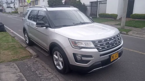 Ford Explorer 3.5 Xlt