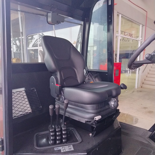 Empilhadeira Nova, Diesel, Triplex, 4.7m 5 Ton. Mod M-x 50-4