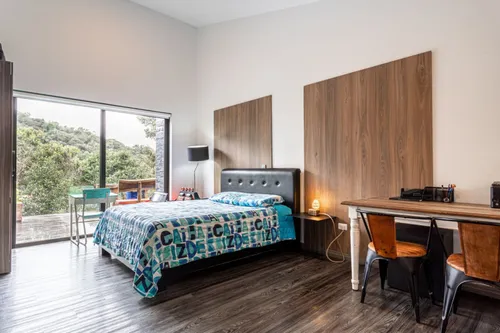 Casa En Venta En Carrizales. Cod V24082