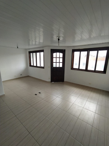 Sobrado Triplex 180m2 - Alto Boqueirão Condomínio Fechado