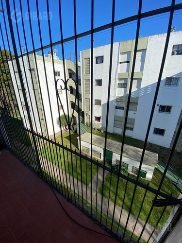 Imagen 18 de 30 de Venta 3 Amb. Al Contrafrente Con Balcón Saliente, Zona Constitucion.