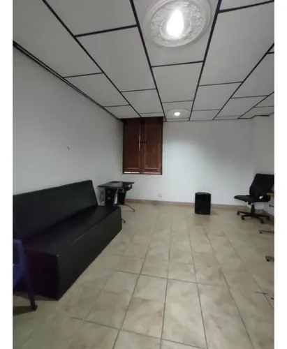 Se Alquila Local En El Centro Manizales