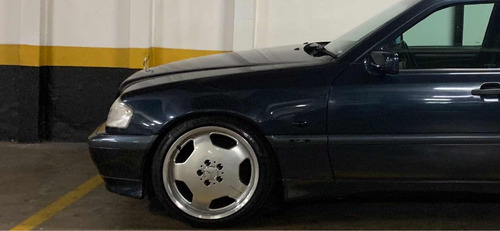 Mercedes-Benz Classe C 1.8 Classic 4p