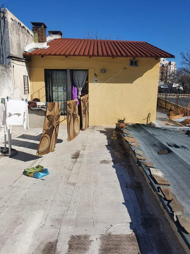 Imagen 22 de 24 de Casa . Propios Prox Hospital Militar