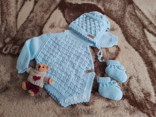 Body, Gorrita Y Escarpines Bebé Manga Larga Tejido Celeste 1-3 M