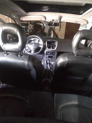 Imagen 10 de 15 de Peugeot 207 2008 1.6 Sedan Xt Premium