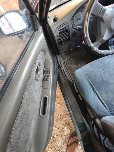 Mitsubishi Lancer 1.6 Glx 5 p