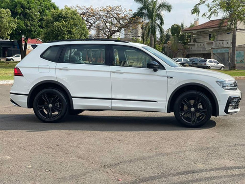Imagem 5 de 12 de Volkswagen Tiguan Allspace 350tsi R-line .pack Black .
