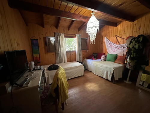 Cabaña En Barrio La Florida Con Añosa Arboleda.