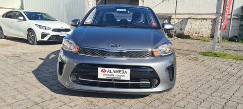 Imagen 9 de 16 de Kia Soluto 2021
