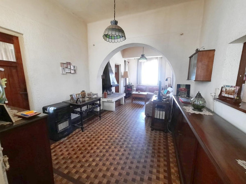Imagen 8 de 23 de Casa De Altos 3 Dormitorios Próx. Av. Brasil