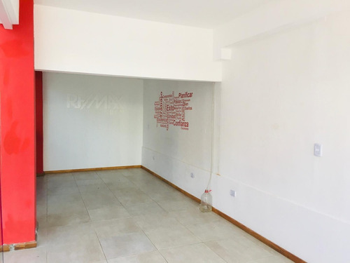Imagen 7 de 30 de Importante Local En Alquiler En Ramos Mejía