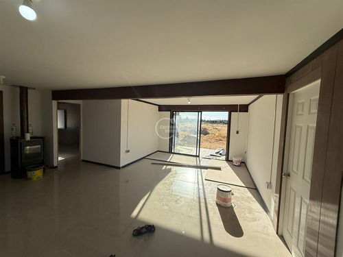 Parcela 5.000 M2, 150 M2 Construidos En Venta En Los Angeles