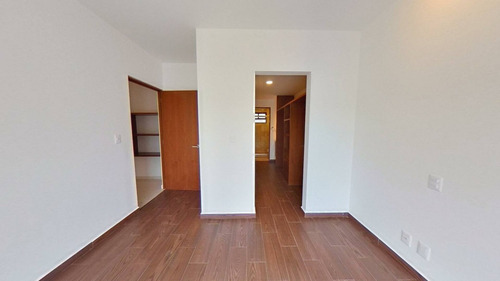 Imagen 9 de 12 de Amplio Y Bien Ubicado Departamento En Santa Fe, 73642