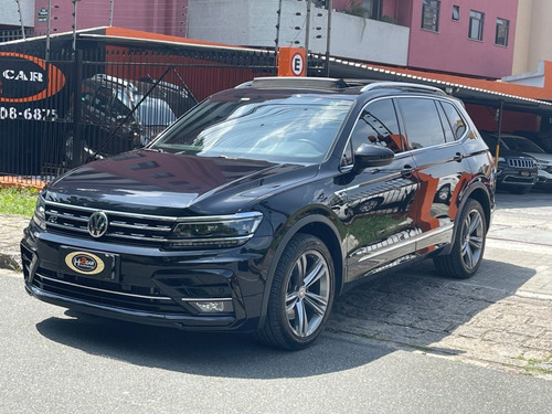 Volkswagen Tiguan R-Line 350.