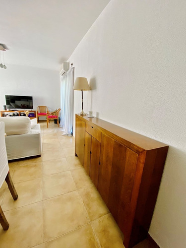 Imagen 4 de 29 de Vendo Increible Casa Dos Plantas, 3/4 Dormitorios En Suite, Enorme Jardin Y Piscina!!