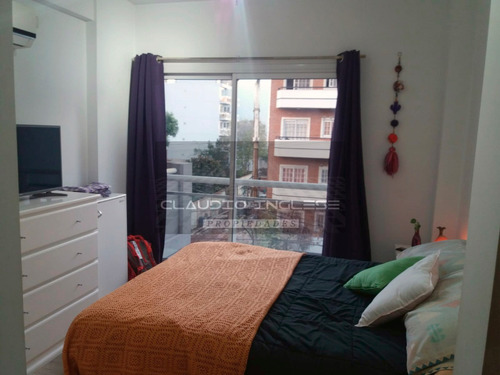 Imagen 7 de 9 de Departamento De 2 Amb Al Fte A Mts. De Av. Rivadavia En Ramos Mejía.