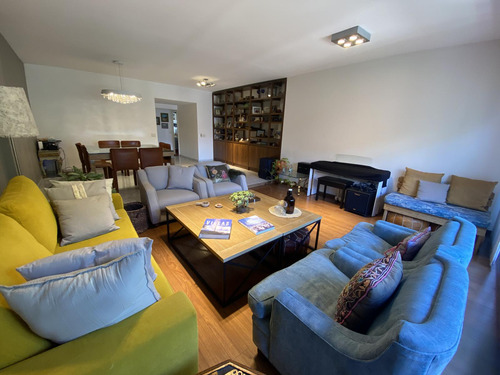 Venta Departamento De 4 Ambientes Con Dependencia En Palermo, Las Cañitas
