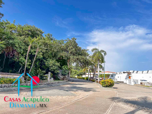 Cad La Cima Ps 14, 15 Y 16. Tres Lotes Residenciales Con Vista Al Mar En El Prestigioso Fraccionamiento La Cima