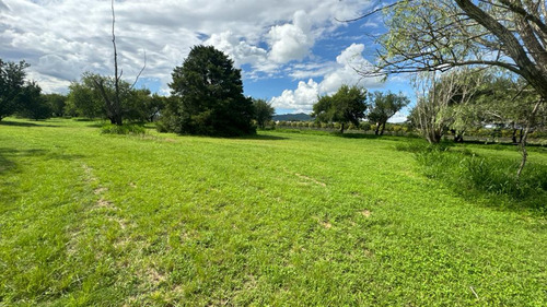 Lote En Venta En Valle Del Golf Para Inversion