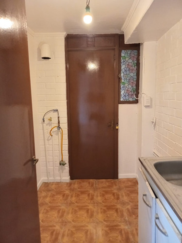 Casa Dos Pisos Con Excelente Ubicación *se Acepta Subsidio