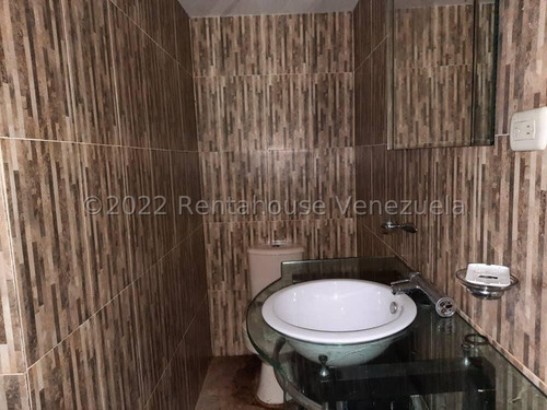 Imagen 9 de 9 de Claudia Lopez Vende Local Comercial En Parroquia Altagracia #22-25864