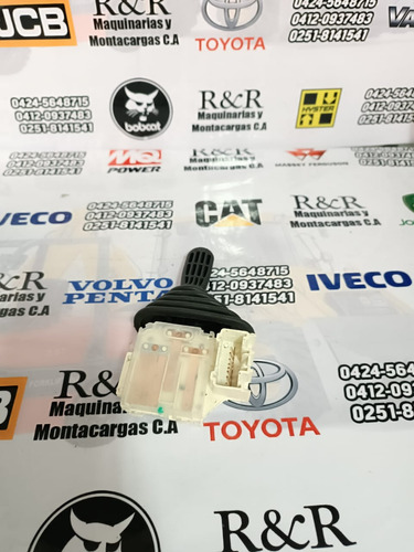 Palanca Montacargas Toyota 8fdj35