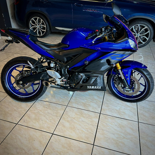Yamaha R3