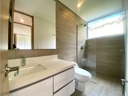 Apartamento Para Inversión En El Poblado