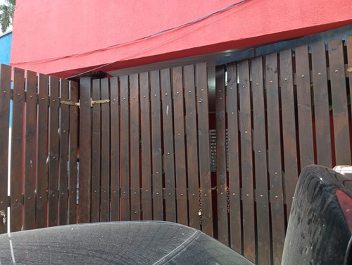 Vendo Sobrado Com Duas Casas