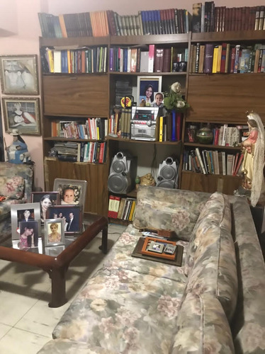 Apartamento En La Candelaria En Venta Frente Al Sambil