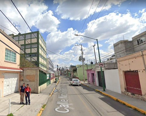 Imagen 2 de 4 de Mlgs Venta De Casa En Santa Bárbara, Toluca