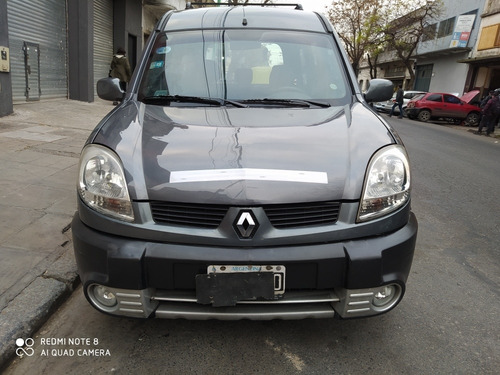 Imagen 8 de 15 de Renault Kangoo 2012 1.6 2 Ath Plus Da Aa Cd Pk Lc