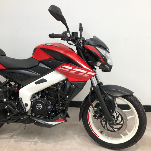 Imagen 17 de 25 de Bajaj Rouser Ns200 Descuento Contado Efectivo