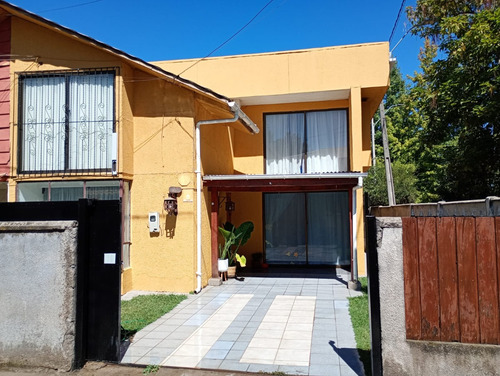 Casa Con Excelente Ubicación En Nancagua, Residencial.