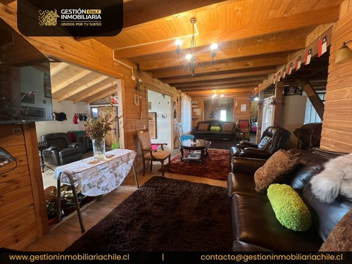 Se Vende Amplia Casa En Parcela 8d/6b, Frutillar