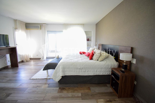 Casa En Venta Y Alquiler, 7 Ambientes, Las Caletas, Nordelta