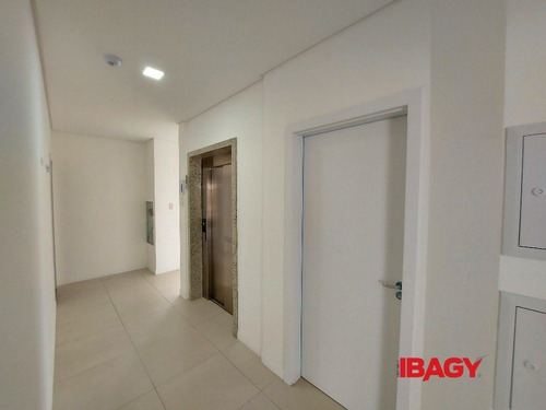 Imagem 3 de 15 de Excelente Apartamento 2 Dormitorio(s) Em Praia De Fora - Palhoca - L-115045