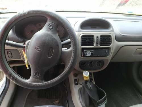 Renault Clio 1.6