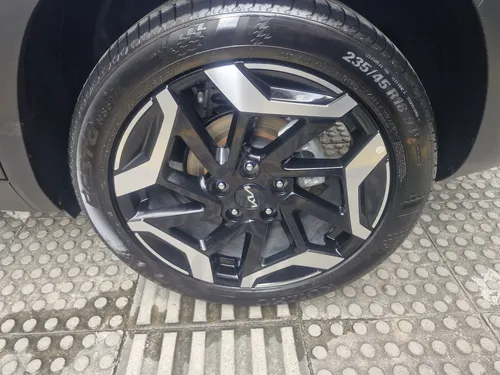 Kia Seltos 2.0 Zenith 4X2