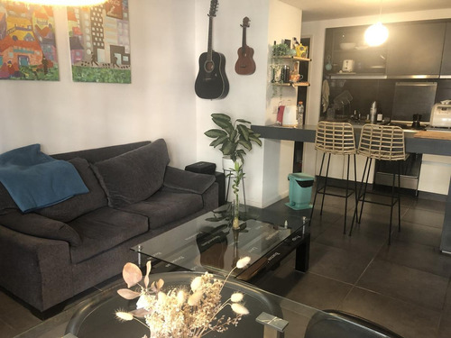 Imagen 8 de 26 de Departamento En Venta - 2 Ambientes - Con Balcon - Cochera Castelar Norte - Centro